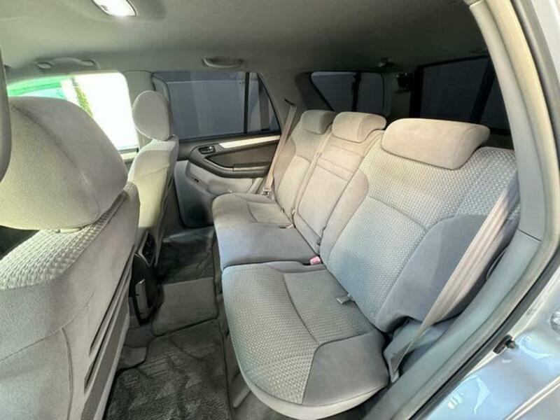 HILUX SURF