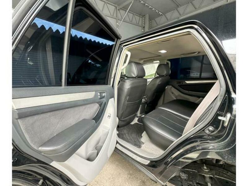 HILUX SURF