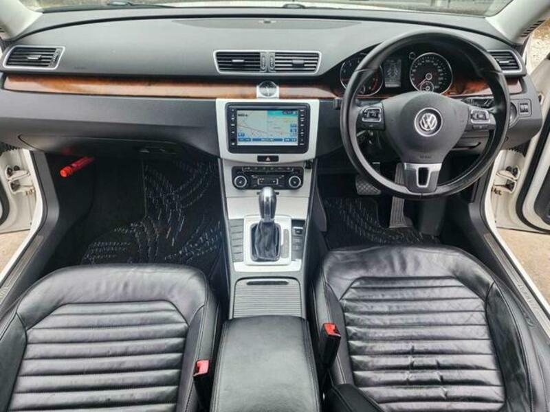 PASSAT VARIANT