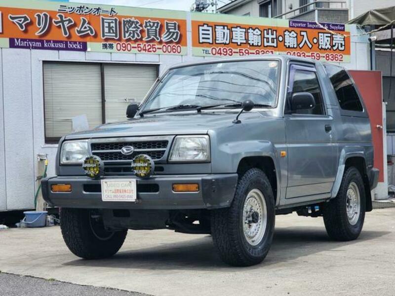 DAIHATSU ROCKY