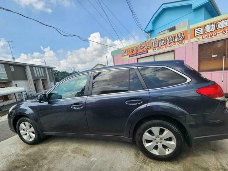 LEGACY OUTBACK