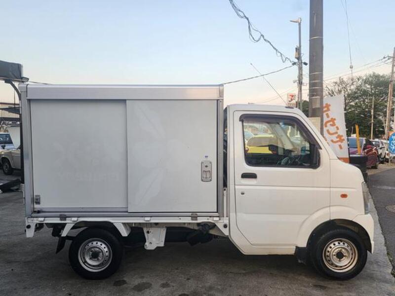 CARRY TRUCK