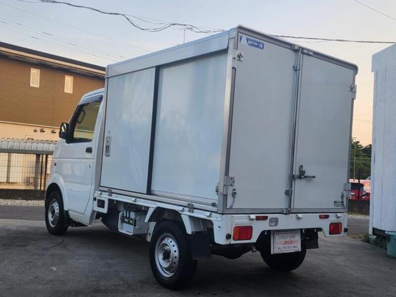 CARRY TRUCK