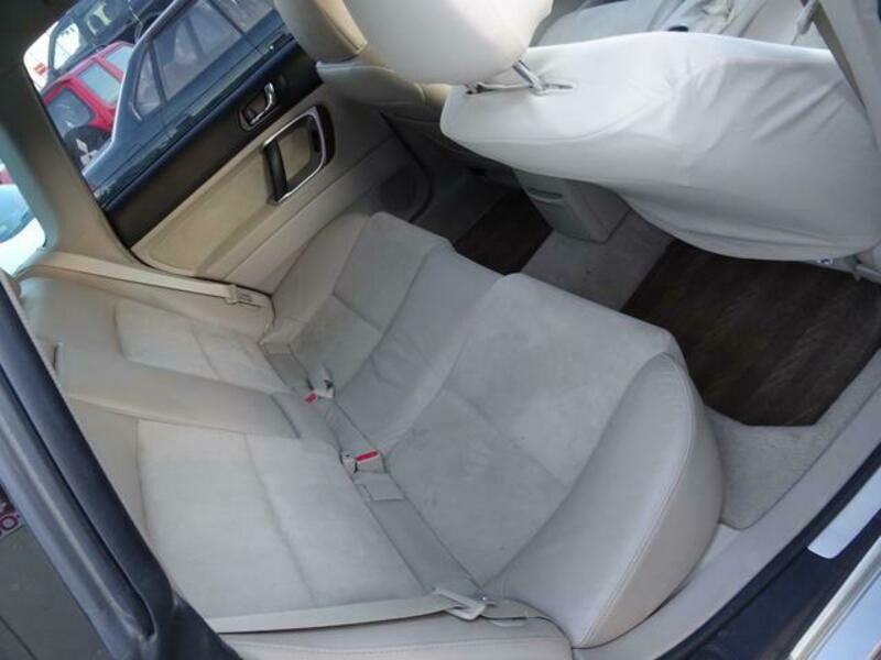 LEGACY OUTBACK