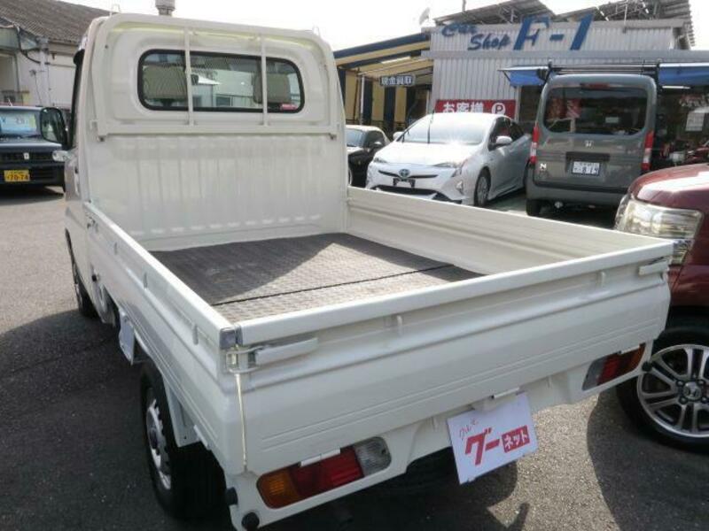 MINICAB TRUCK