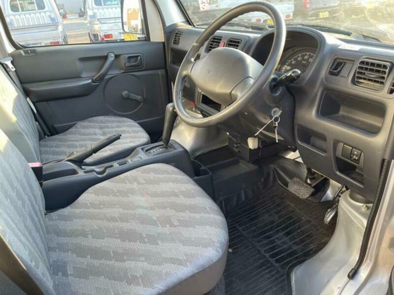 CARRY TRUCK