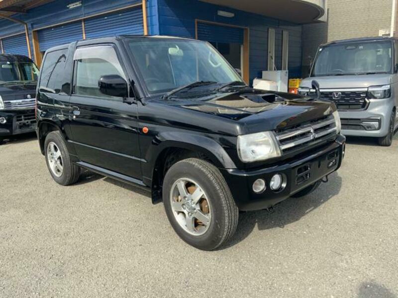 MITSUBISHI PAJERO MINI
