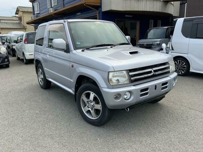 MITSUBISHI PAJERO MINI