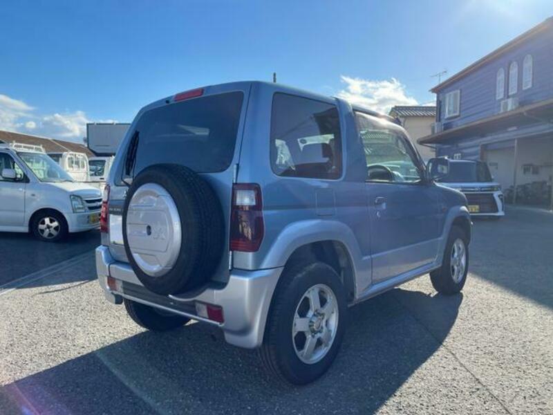 PAJERO MINI