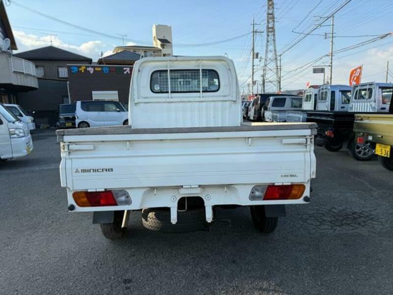 MINICAB TRUCK