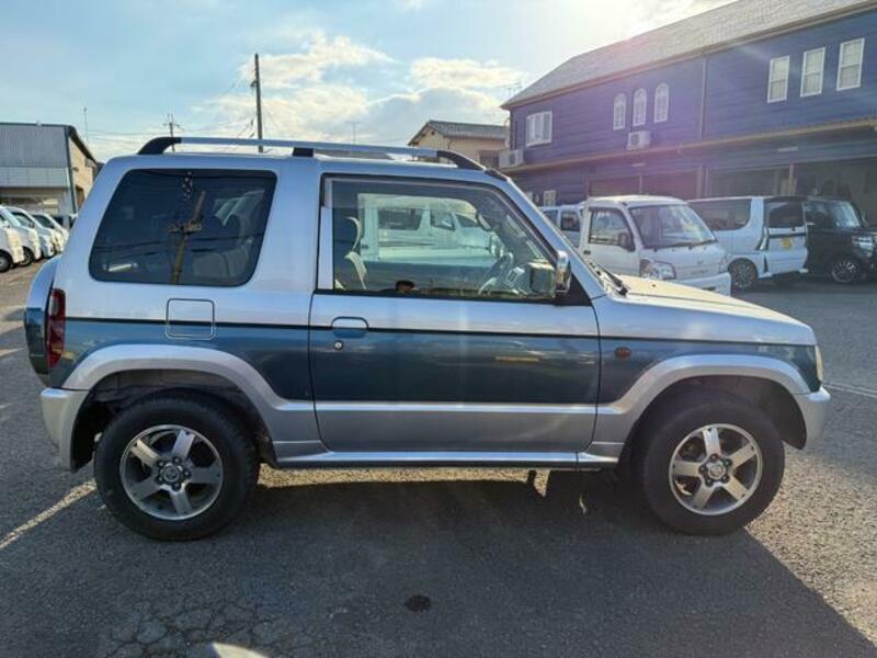 PAJERO MINI