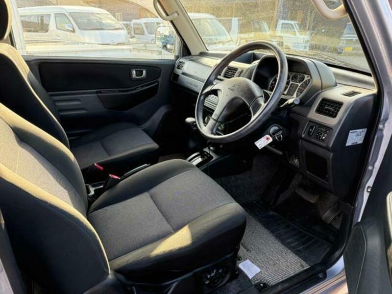 PAJERO MINI