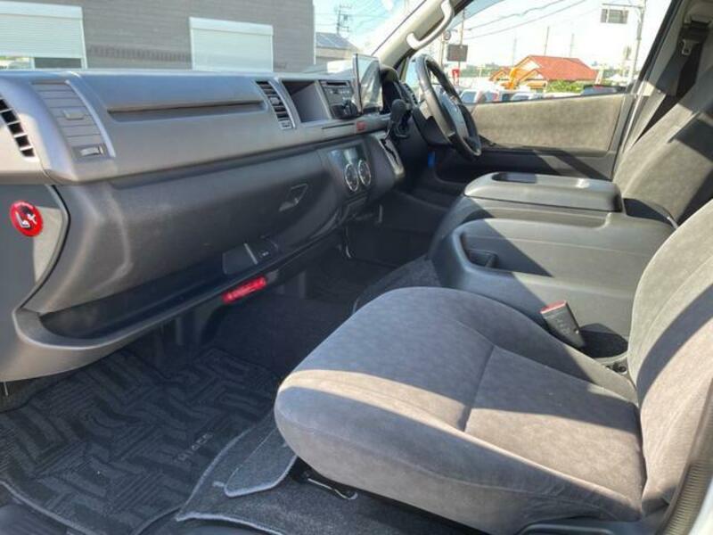 HIACE WAGON