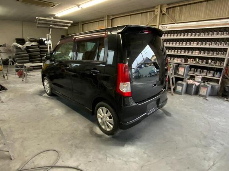 WAGON R