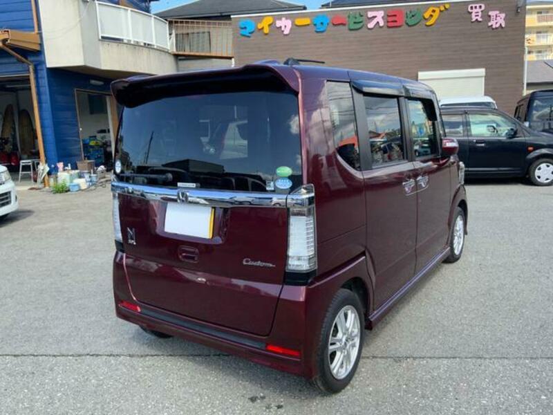 N BOX CUSTOM