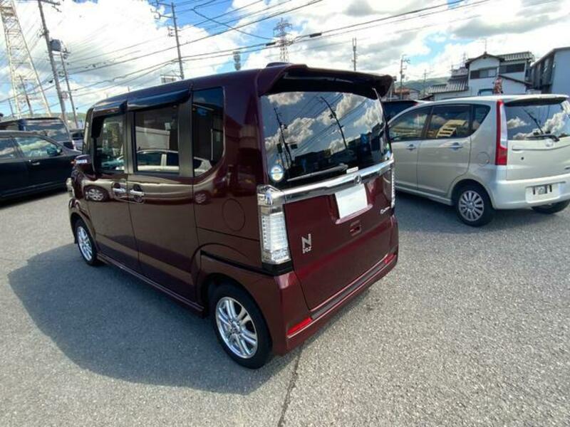 N BOX CUSTOM