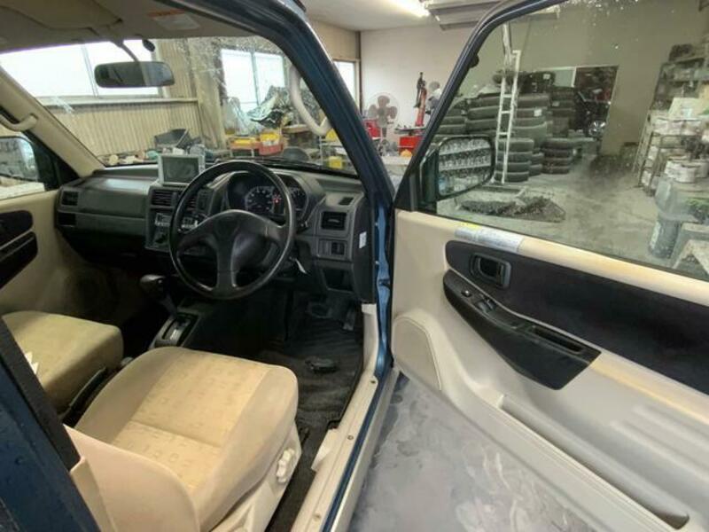 PAJERO MINI