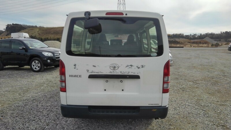 HIACE VAN-7