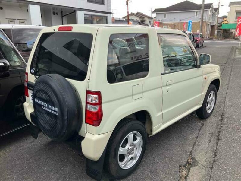 PAJERO MINI