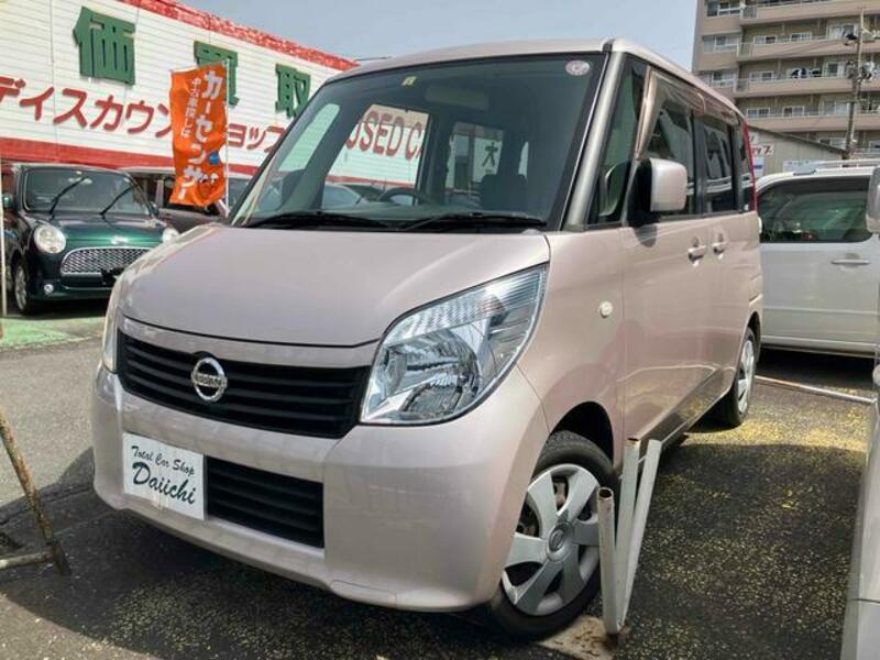 NISSAN ROOX