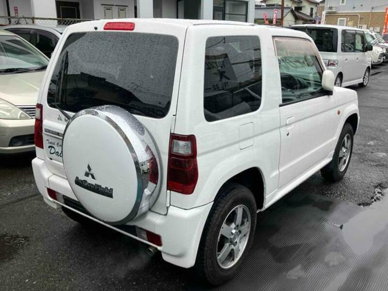PAJERO MINI