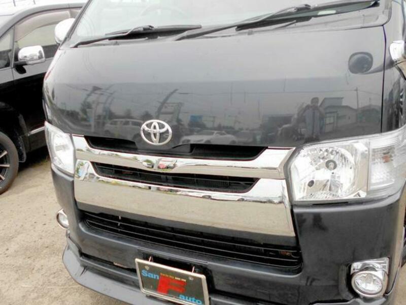 HIACE VAN