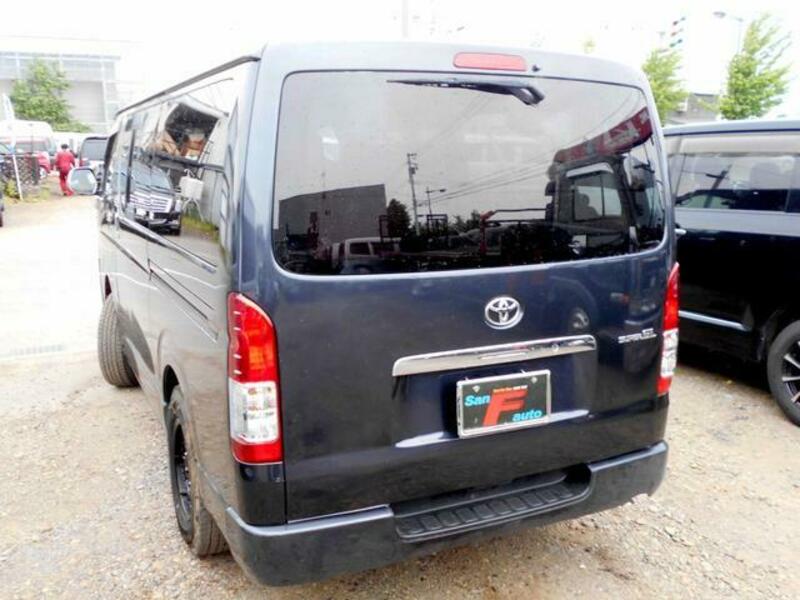 HIACE VAN
