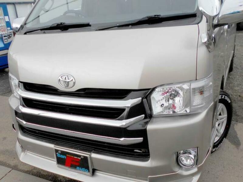 HIACE VAN