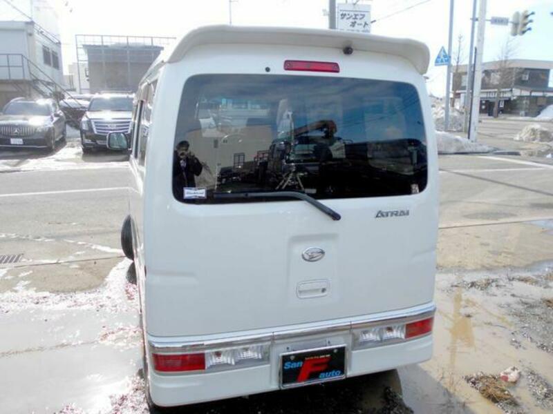 ATRAI WAGON