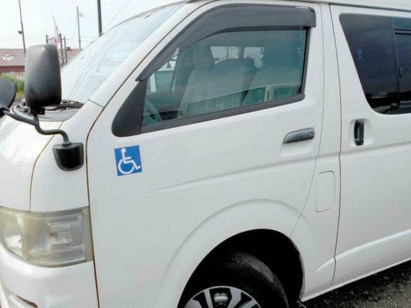 HIACE VAN