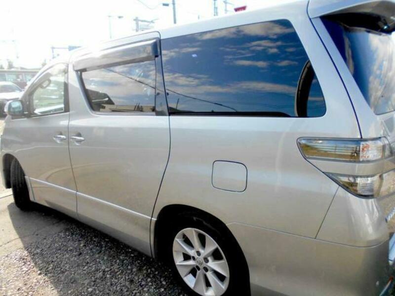 VELLFIRE