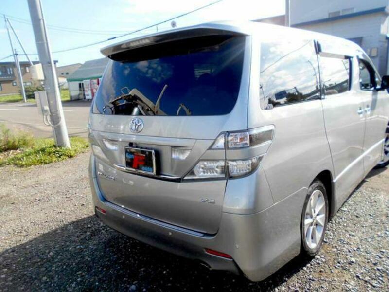 VELLFIRE