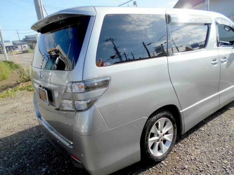 VELLFIRE