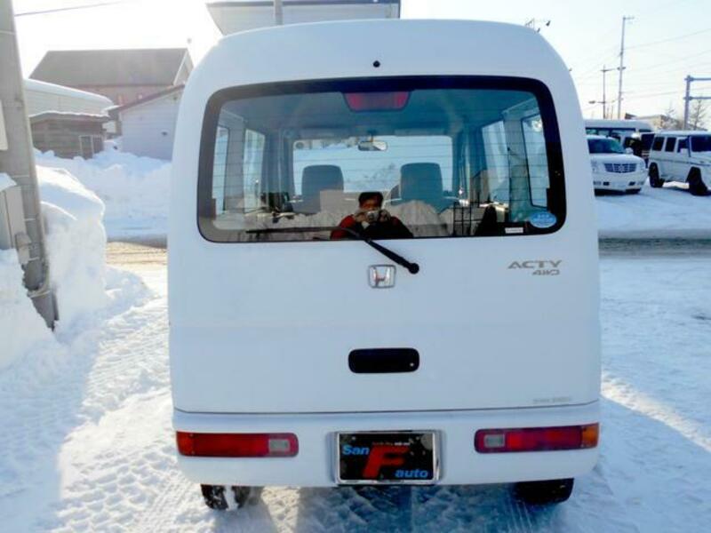 ACTY VAN
