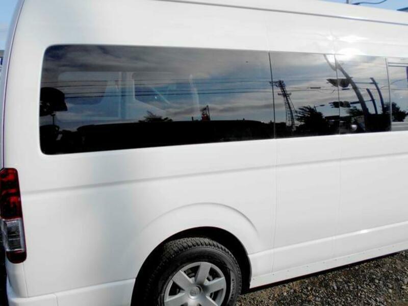 HIACE VAN