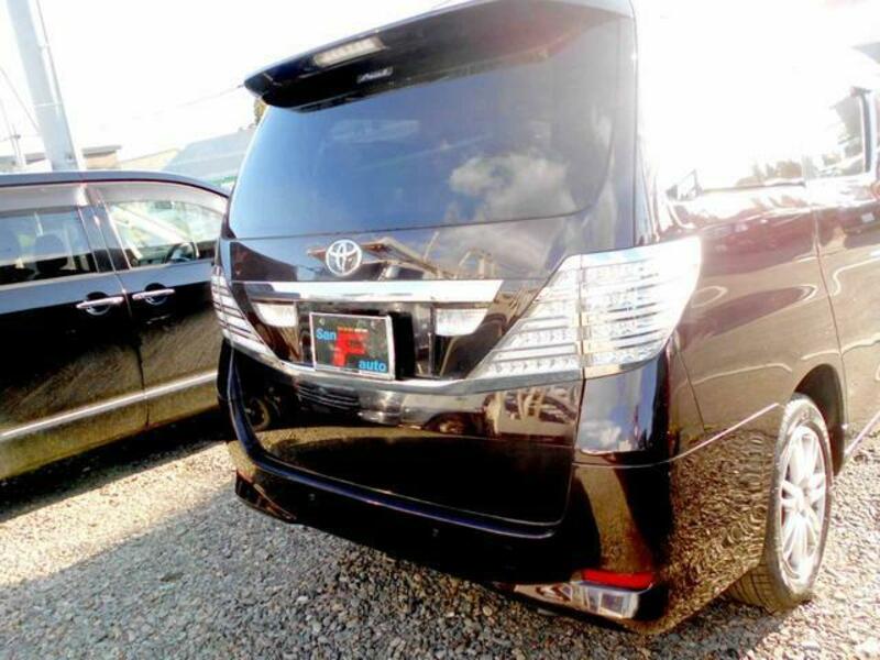 VELLFIRE