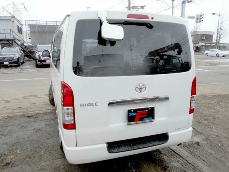 HIACE VAN