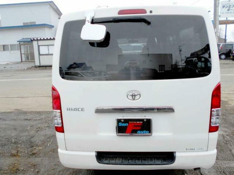 HIACE VAN