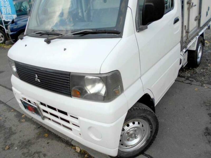 MINICAB TRUCK