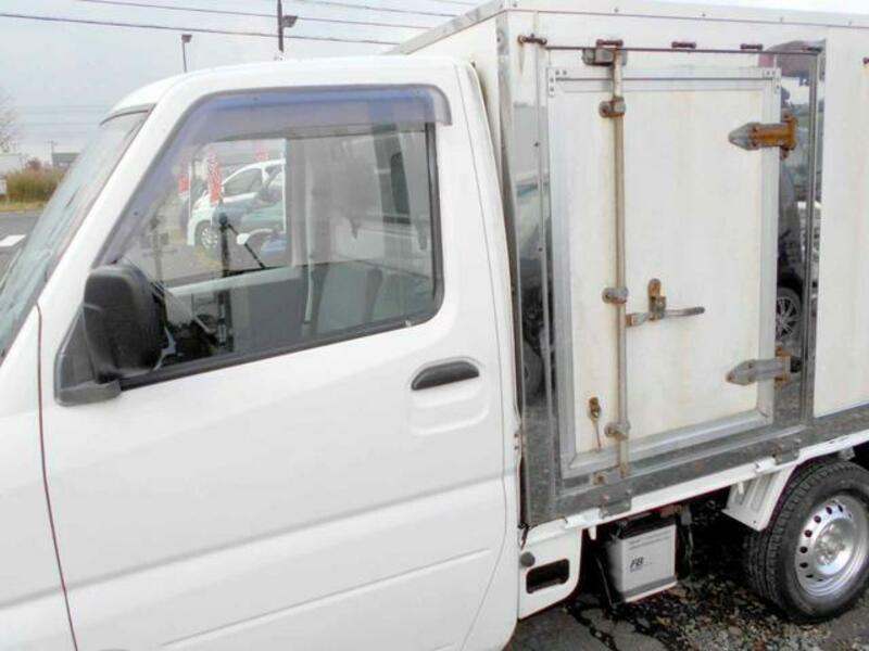 MINICAB TRUCK