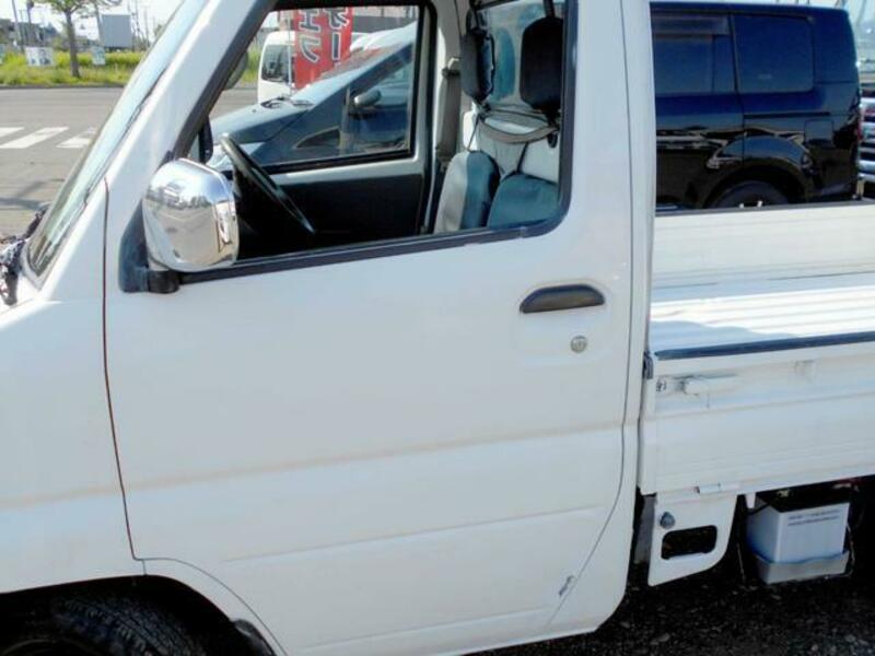 MINICAB TRUCK