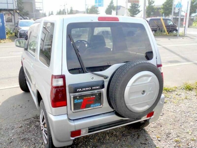 PAJERO MINI