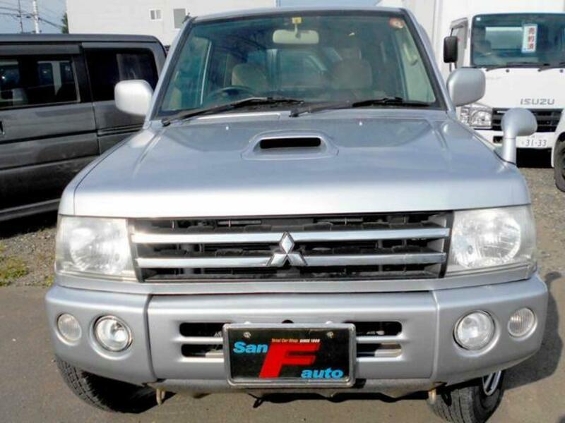 MITSUBISHI PAJERO MINI