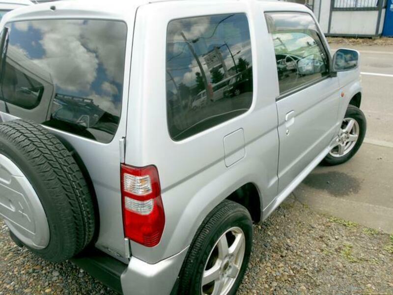 PAJERO MINI