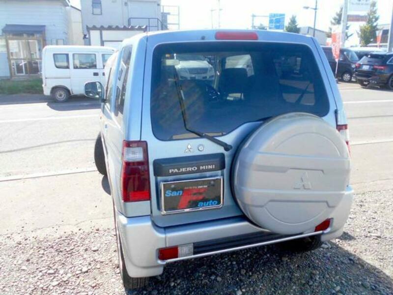 PAJERO MINI