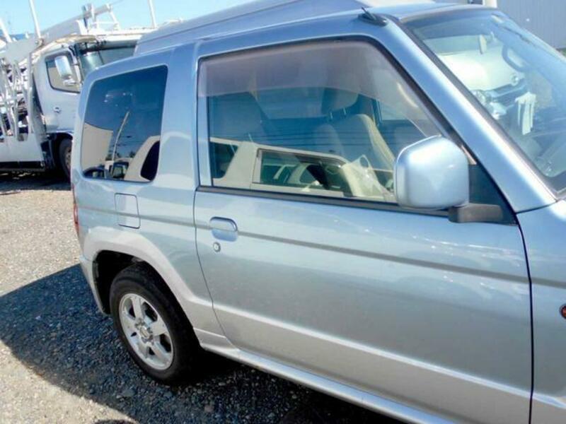 PAJERO MINI