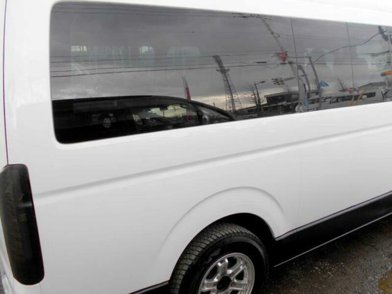 HIACE VAN