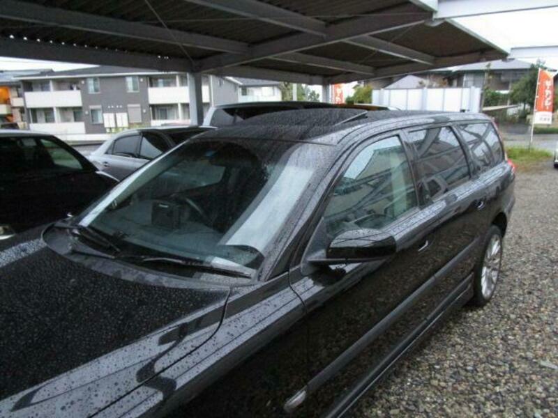 V70