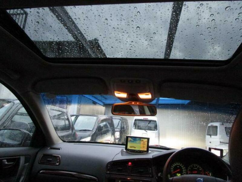 V70