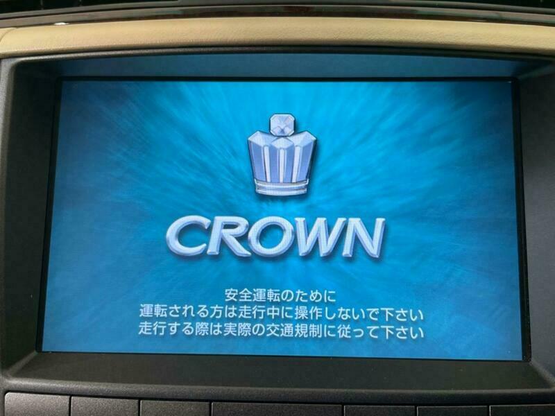 CROWN